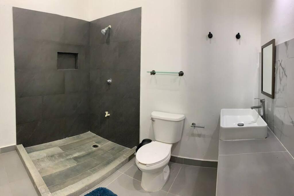Casa Honey 4 Bedroom Oasis With Pool! Bacalar Zewnętrze zdjęcie
